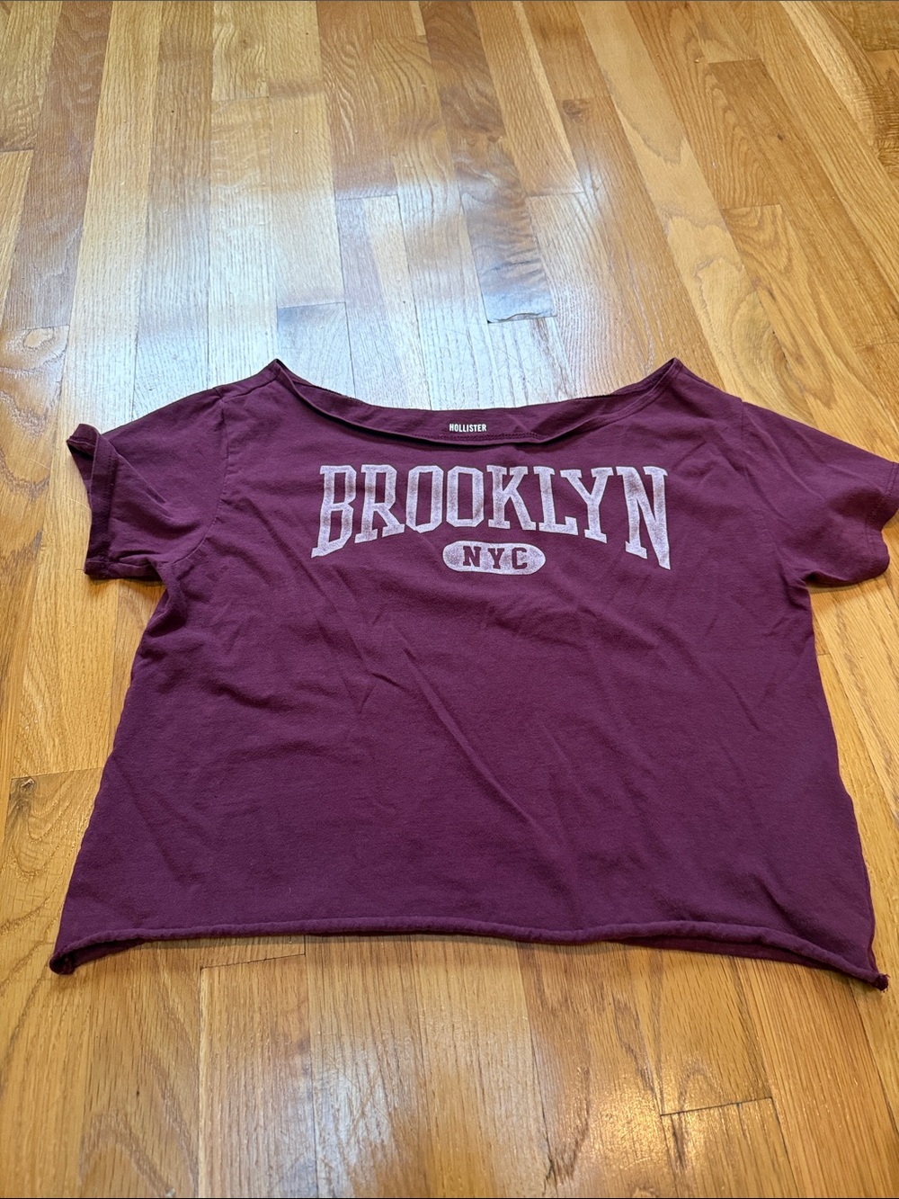 Hollister Maroon 'Brooklyn NYC' Cropped Tee